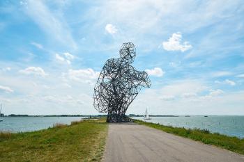 Antony Gormley, Exposure (2010), foto: Bram Schilling